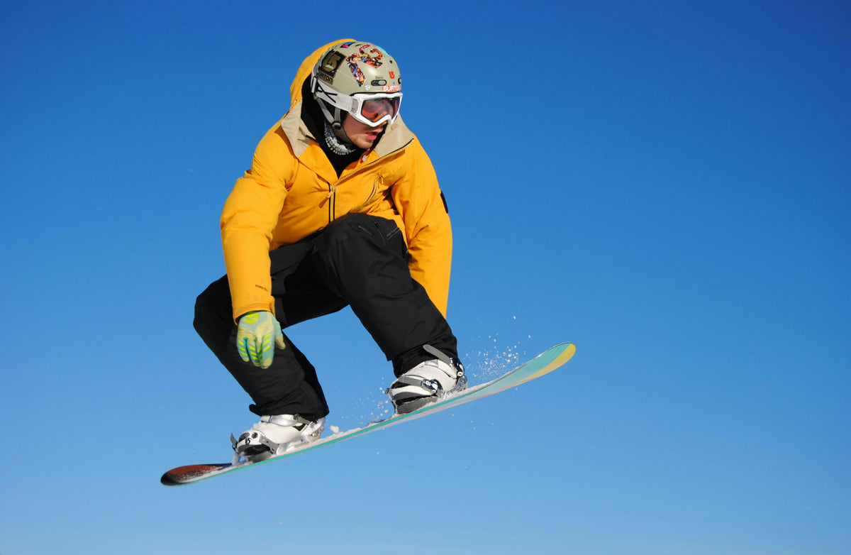 Hit the Slopes: Skiing & Snowboarding at Nutt Hill